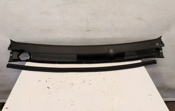 Dacia Sandero III Wiper trim SAN3POD1 668114109R