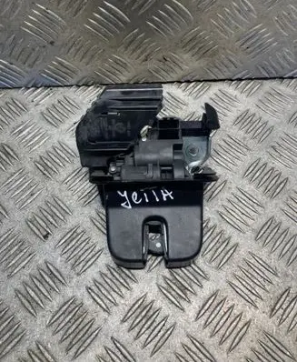 Volkswagen Jetta VI Tailgate/trunk/boot lock/catch/latch 5C6827505D