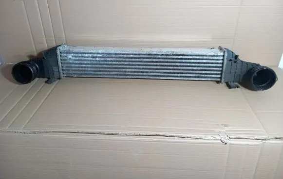 Mercedes-Benz E W211 Intercooler radiator A2115003902