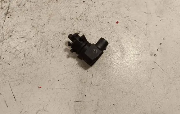 Opel Insignia B Outside/exterior temperature sensor 13583411