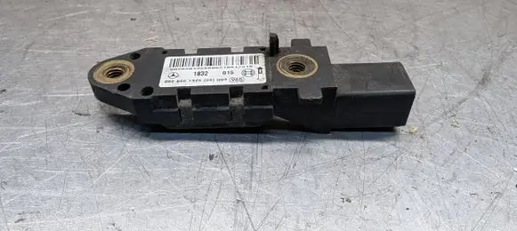 Mercedes-Benz E W211 Airbag deployment crash/impact sensor 0028201326