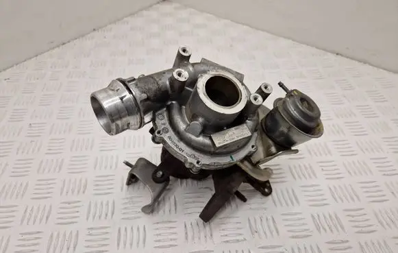 Renault Clio IV Turbo GT1241J0SZ 8013740004 H8201164371