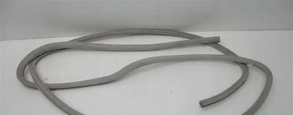 Citroen C5 Rubber seal tailgate window/glass 