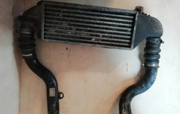 Ford Focus Intercooler radiator XS4Q9L440BD 07JJN2002