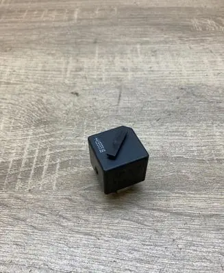 BMW 7 F01 F02 F03 F04 Other relay 61366901469