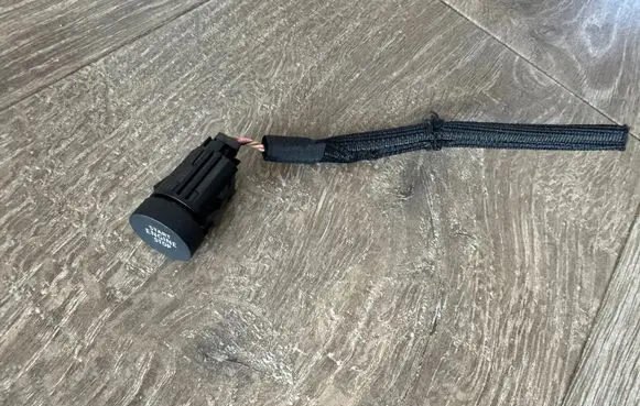 Renault Symbioz Engine start stop button switch 251503985R