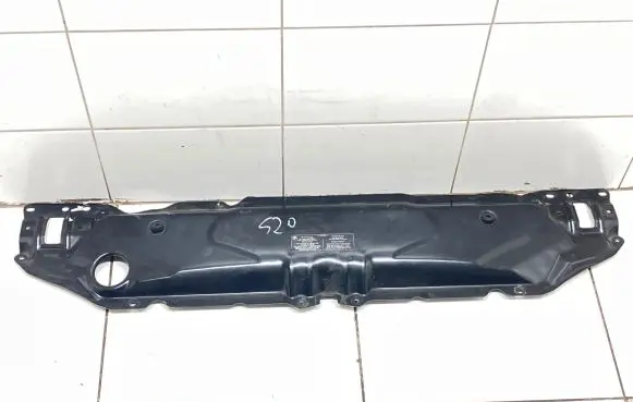 Top upper radiator support slam panel