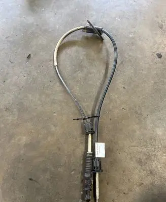 Volvo XC70 Gear shift cable linkage 30759238