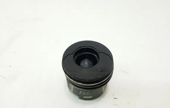 Toyota Aygo AB10 Piston with connecting rod SU00100537