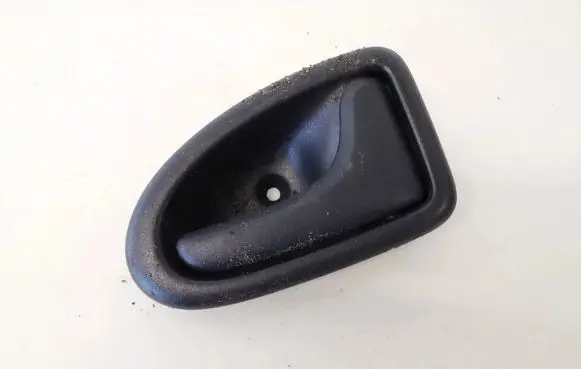 Renault Megane I Rear door interior handle 8200028995