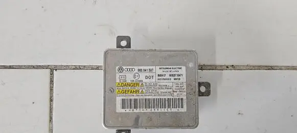 Audi Q5 SQ5 Headlight ballast module Xenon 8K0941597 W003T18471 10R023689