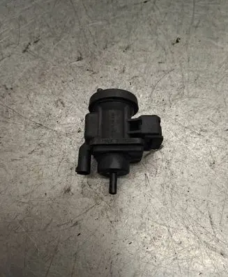 Mercedes-Benz E W211 Turbo solenoid valve 0005450427