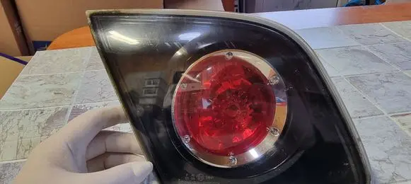 Mazda 3 I Tailgate rear/tail lights P2913L