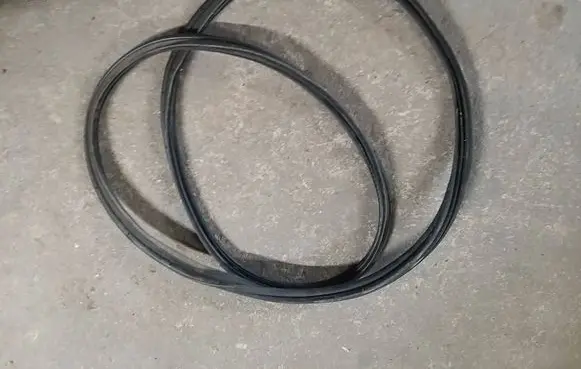 Toyota Yaris Seal rubber (tailgate) 