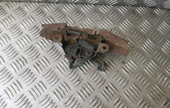 Toyota Corolla Verso AR10 Engine bonnet/hood lock/catch