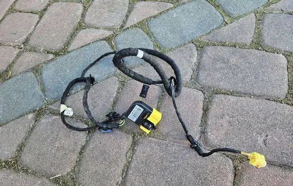 Opel Mokka B Front driver seat rail trim 55PQ0R4005 14668