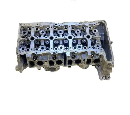 BMW 5 F10 F11 Engine head 781046503