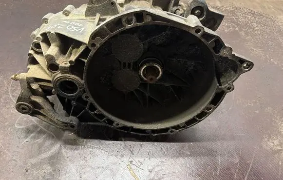 Volvo V50 Manual 6 speed gearbox 3S7R7F096DC