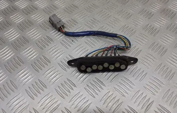 Toyota Previa (XR30, XR40) II Front door sensor coupe 