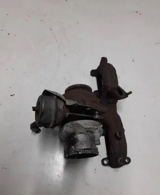 Volkswagen Touran I Turbo 038253016 Kp39a