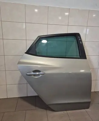 Hyundai ix35 Rear door 