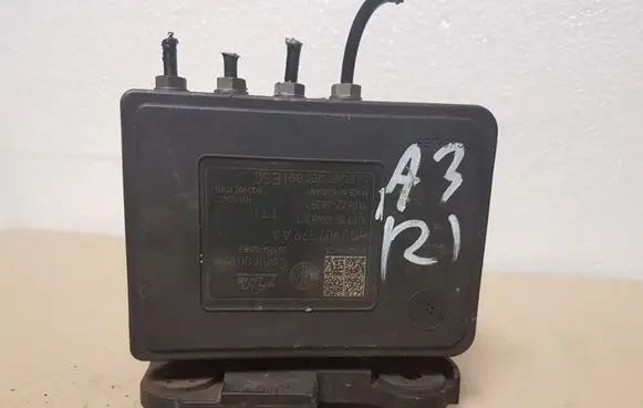 Audi A3 S3 8P ABS Pump 5Q0907379AA