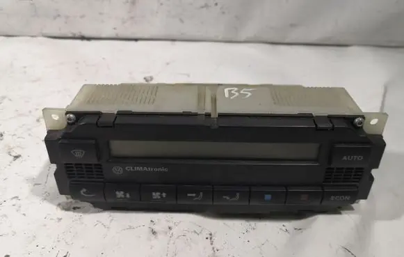 Volkswagen PASSAT B5 Climate control unit 3B1907044A 5HB00761702