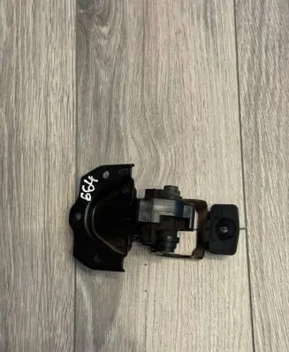 Mercedes-Benz Vito Viano W639 Vent window/glass motor A6398200542 2621003050
