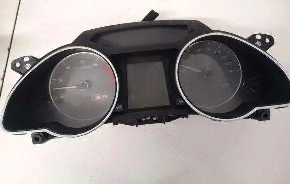 Audi A5 8T 8F Speedometer (instrument cluster) 8t0920984c