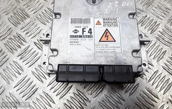Nissan Almera N16 Engine control unit/module 2758003223
