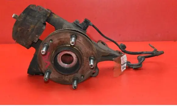 Hyundai i30 Front wheel hub spindle knuckle