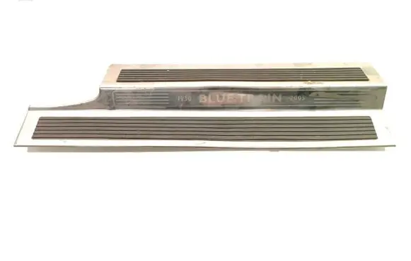 Bentley Arnage Rear sill trim cover