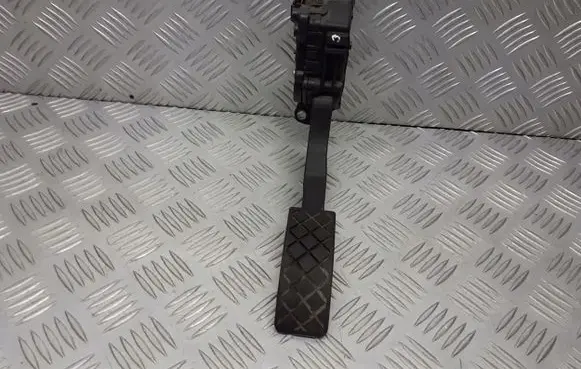 Skoda Fabia Mk1 (6Y) Accelerator throttle pedal 6Q1721503C