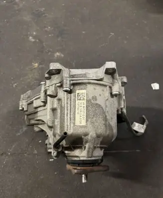 BMW 7 G11 G12 Gearbox transfer box case 8673712