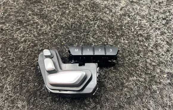 Mercedes-Benz GLC C253 Seat control switch A1669058100