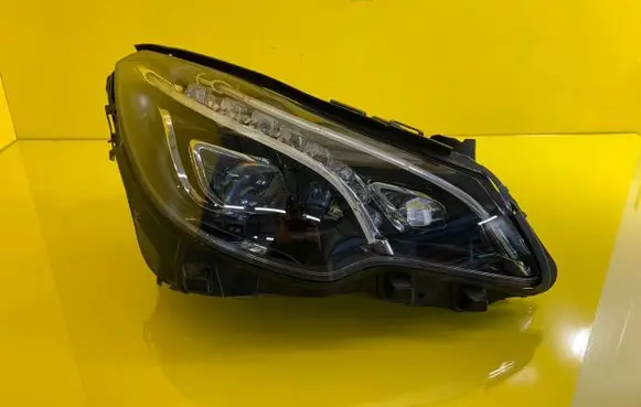 Mercedes-Benz E C207 W207 Headlight/headlamp A2078204000