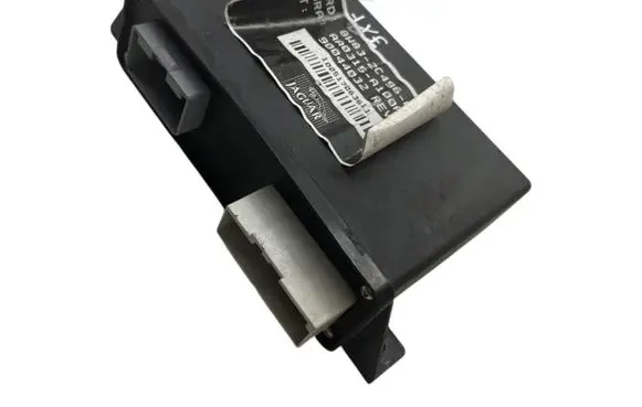 Jaguar XF X250 Hand brake control module 8W832C496AC 90044032 AA0315A100AC