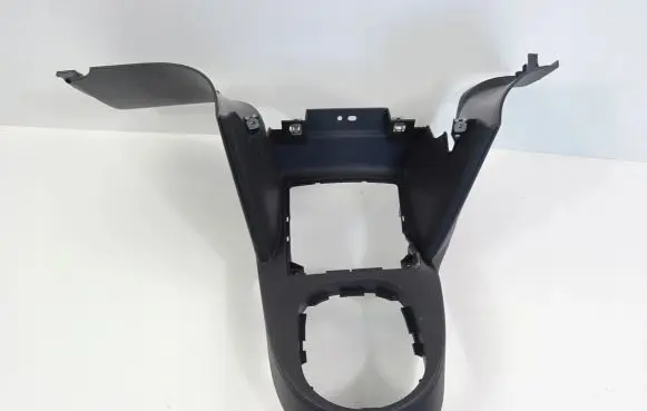 Volkswagen Touran III Center console 1T1863475B