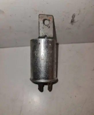 Volkswagen Golf I Hazard warning light relay VF312-12V