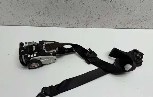 Mercedes-Benz E W212 Front seatbelt 620048000 BANPT1273 010L0000