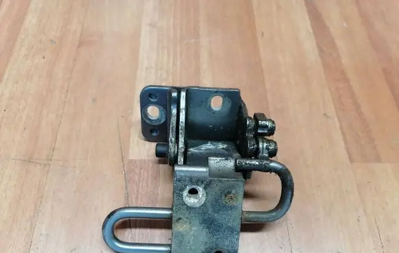 Audi A6 Allroad C5 Rear door lower hinge 4B0833412E