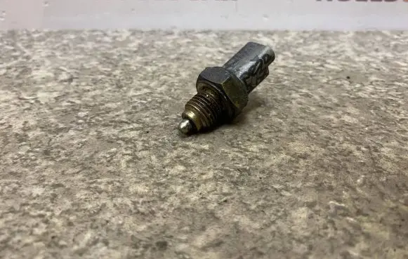 Peugeot 206 Reversing light switch sensor MA100 0324A48