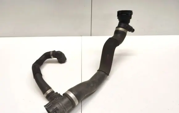 BMW X6 F16 Engine coolant pipe/hose 9282642 8514218