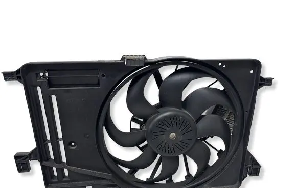 Ford Focus Electric radiator cooling fan 8240588