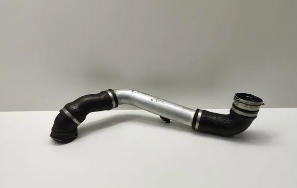 BMW 5 E60 E61 Intercooler hose/pipe 7793896 7790130 779389603
