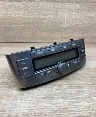 Toyota Avensis T250 Climate control unit 5590005200 MB1465703620