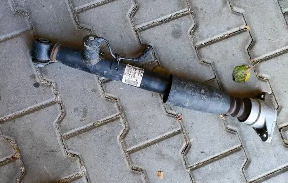 Audi A6 S6 C6 4F Rear shock absorber/damper 4F0616031M