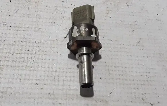 Fuel pressure sensor
