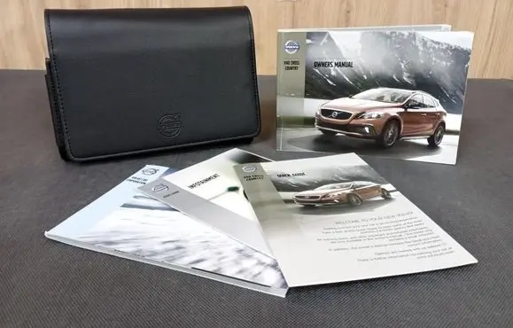 Volvo V40 Cross country User manual 