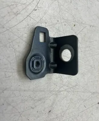 Citroen C4 Grand Picasso Fender mounting bracket